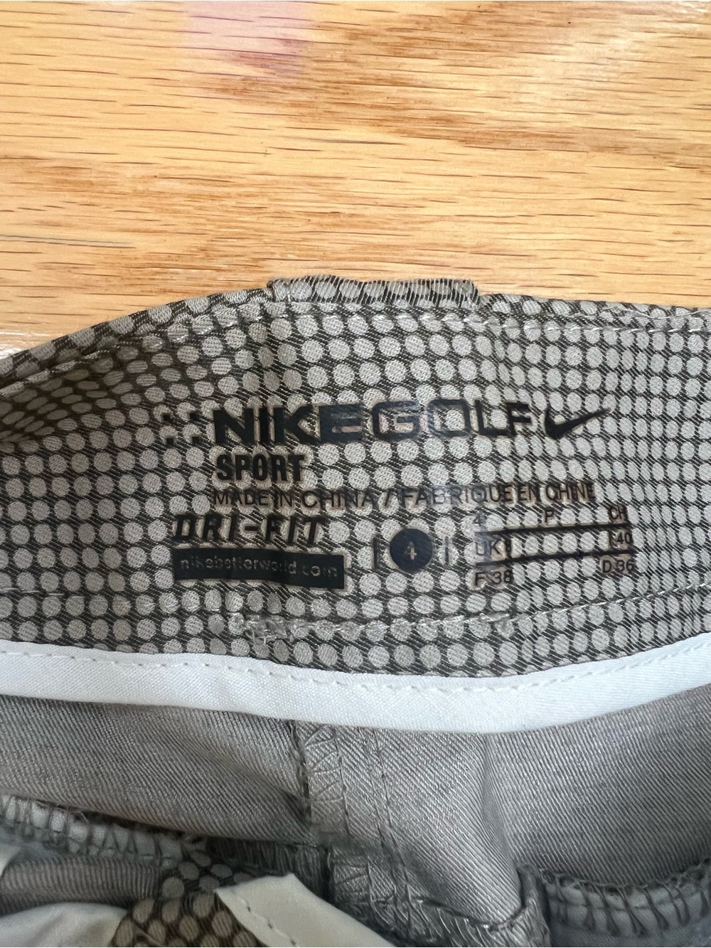 NWT Nike Golf Women’s Houndstooth Cropped Capri Cargo Pants - Picture 7 of 15